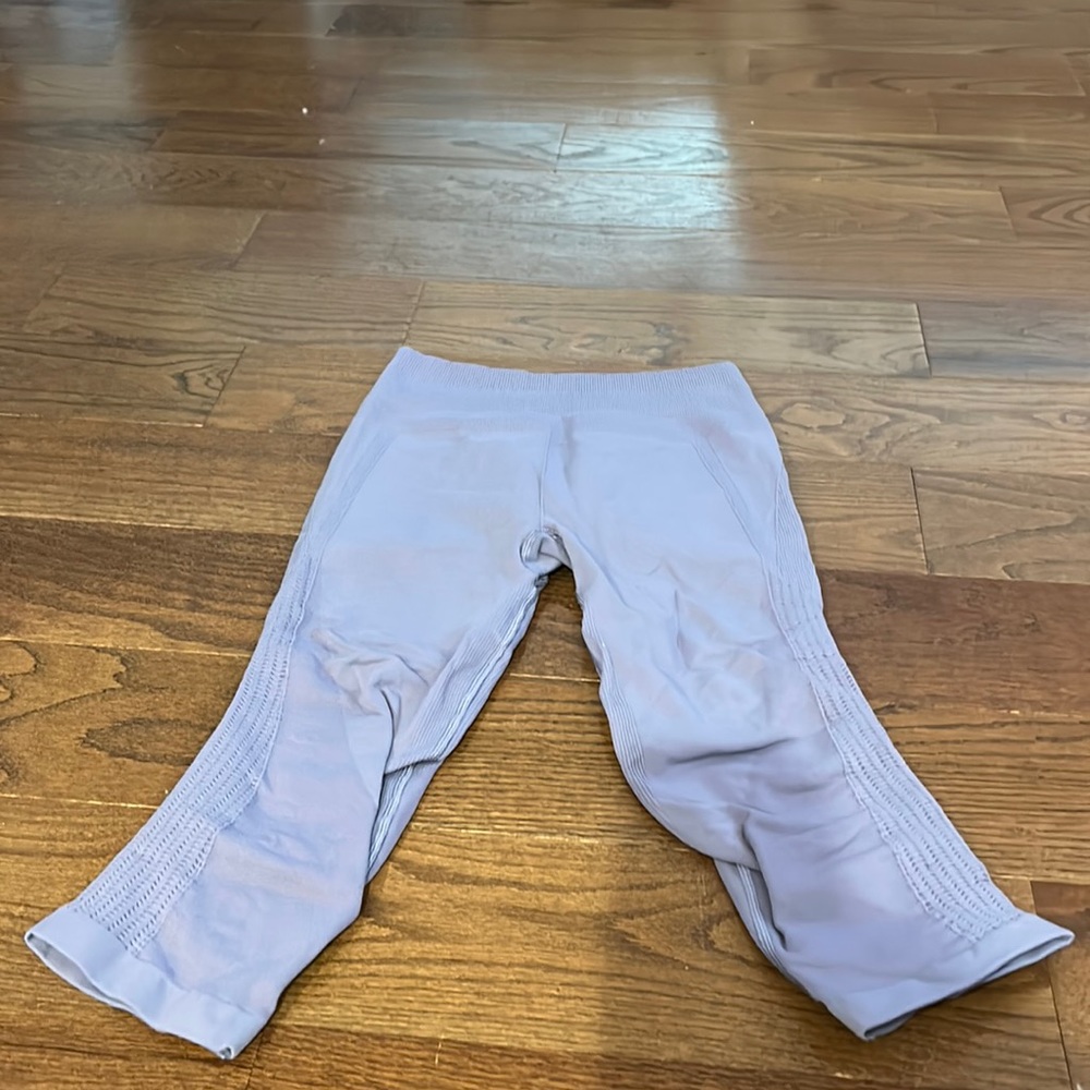 Lulu lemon capri leggings